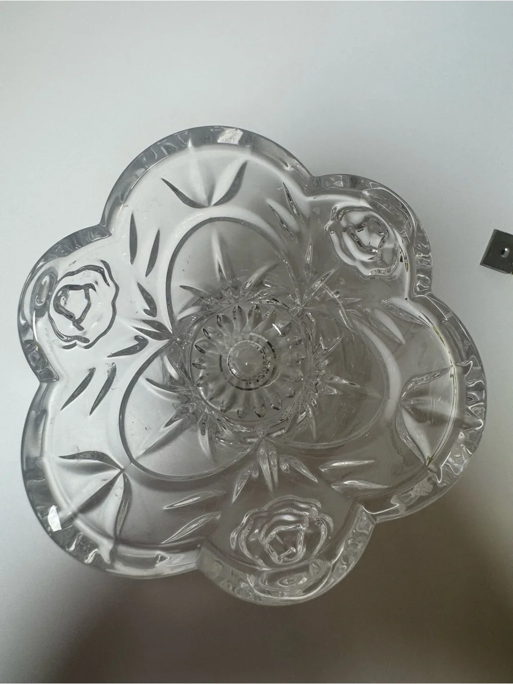 Vintage Princess House American Rose Pattern Glass Vase 3 1/2”x 3 3/4”